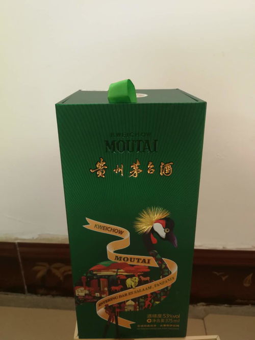 包頭回收全國(guó)政協(xié)宴會(huì)茅臺(tái)酒價(jià)格及北京舊貨回收與白酒零售行情一覽